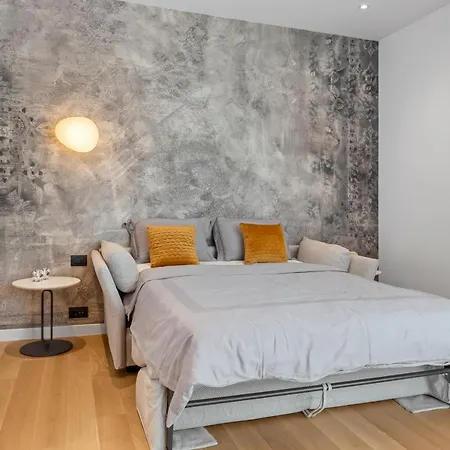 One H Luxury Bukurešť